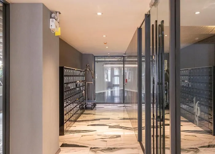 Luxury Thonglor Sqmt40 1bed 1living Gympoolnetflix Banguecoque