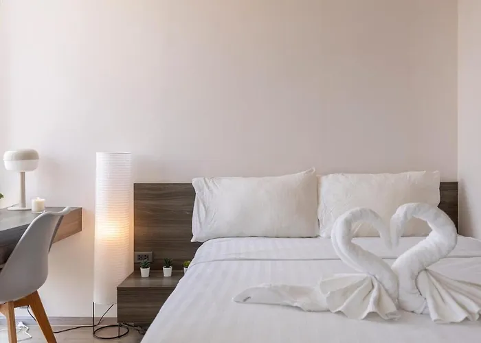 Luxury Thonglor Sqmt40 1bed 1living Gympoolnetflix *