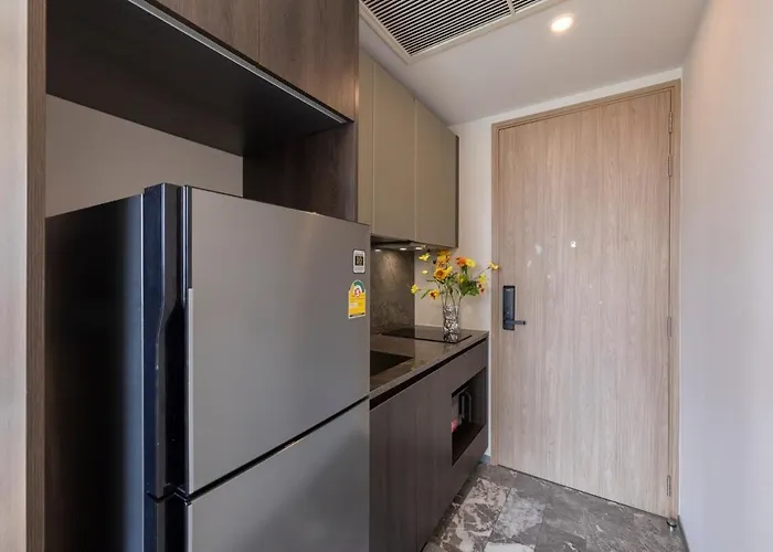 Luxury Thonglor Sqmt40 1bed 1living Gympoolnetflix *